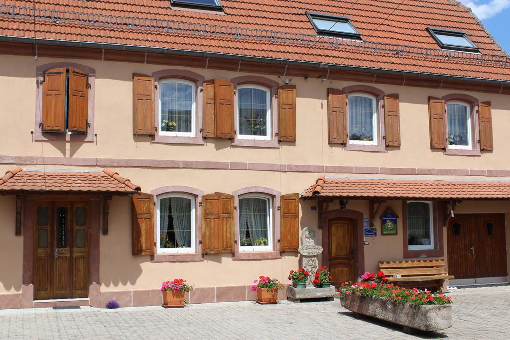Chambres D'Hotes Au Vieux Moulin Entre Sarreguemine Et Bitche Rahling الغرفة الصورة