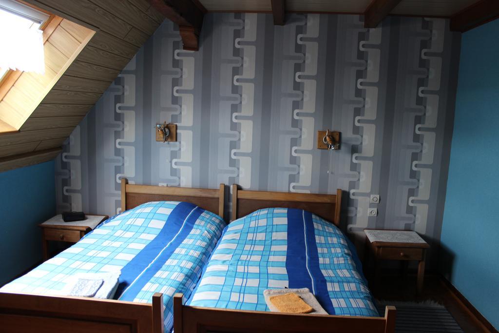 Chambres D'Hotes Au Vieux Moulin Entre Sarreguemine Et Bitche Rahling الغرفة الصورة